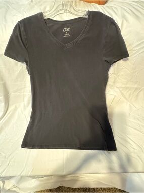 Cielo Women's Charcoal V-Neck Short Sleeve Tee